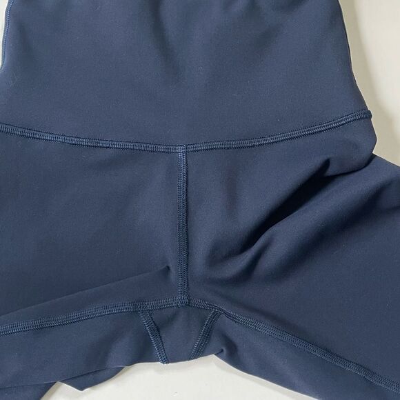Lululemon Wunder Train High-Rise Crop 21"
True Navy 2 - Picture 9 of 12